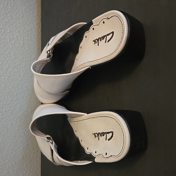 Clark's White Open Back Sandals Size 8 - Picture 3 of 8